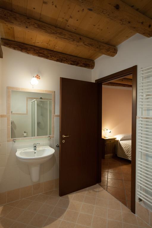 Agriturismo Corte Galvani Неграр Стая снимка
