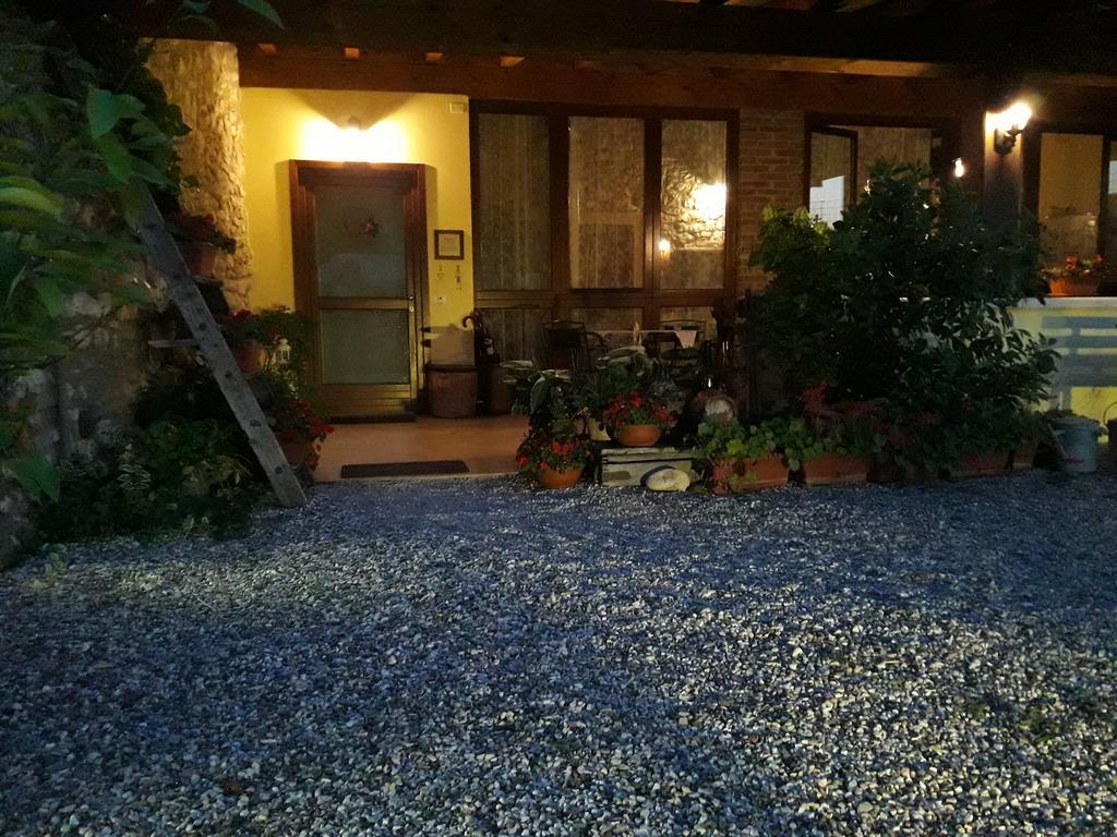 Agriturismo Corte Galvani Неграр Екстериор снимка