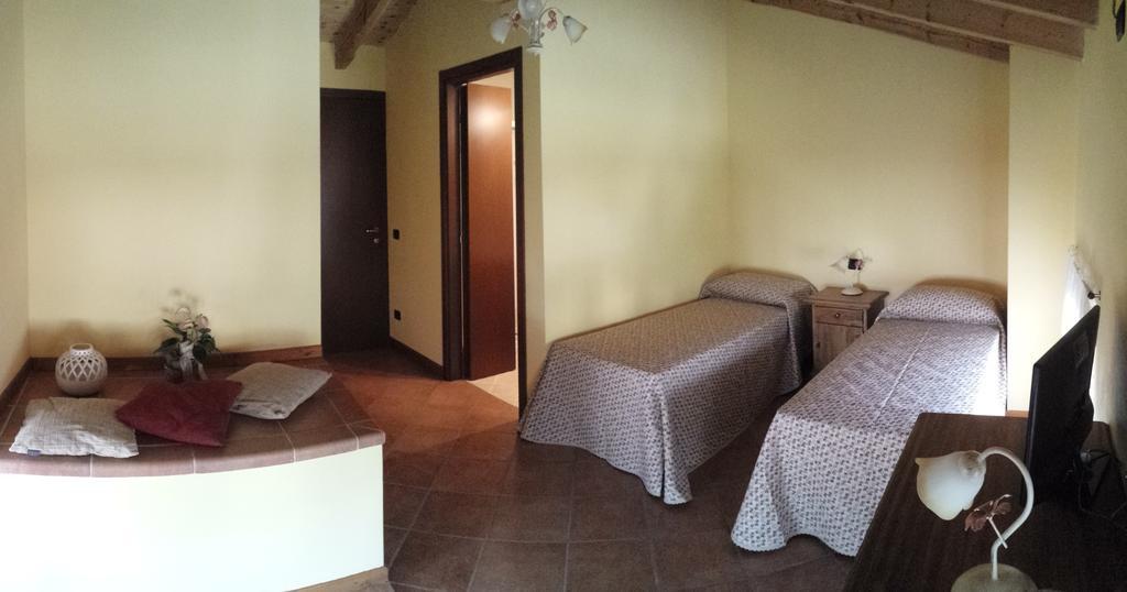 Agriturismo Corte Galvani Неграр Екстериор снимка
